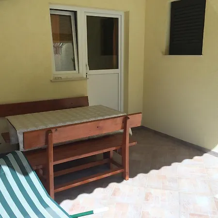 Kolundzic Apartment Novi Vinodolski