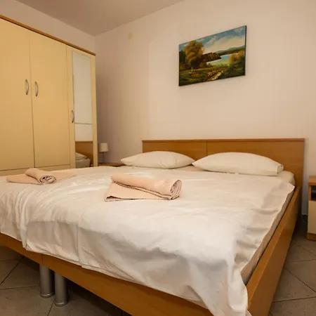 Kolundzic Apartman Novi Vinodolski