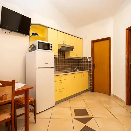 Kolundzic Apartman Novi Vinodolski