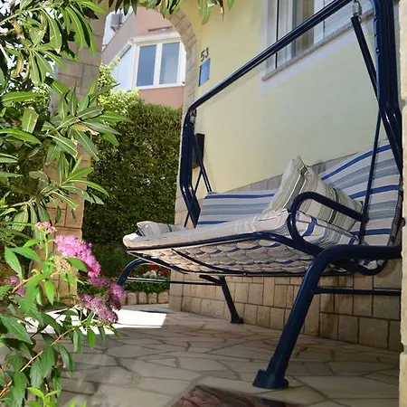 Apartment Kolundzic Novi Vinodolski