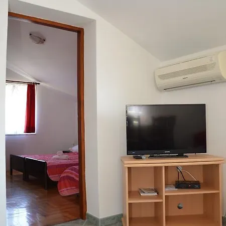 Kolundzic Apartment Novi Vinodolski
