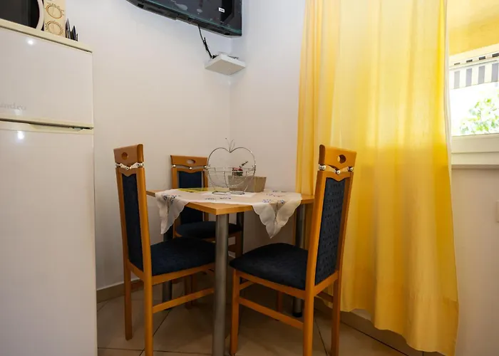 Kolundzic * Novi Vinodolski